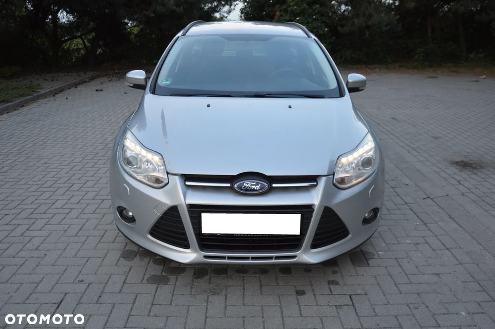 Ford Focus 1.6 TDCi DPF SYNC Edition - 24