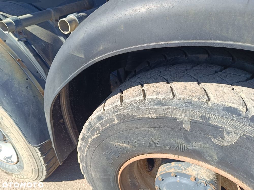 Mercedes-Benz Actros - 13