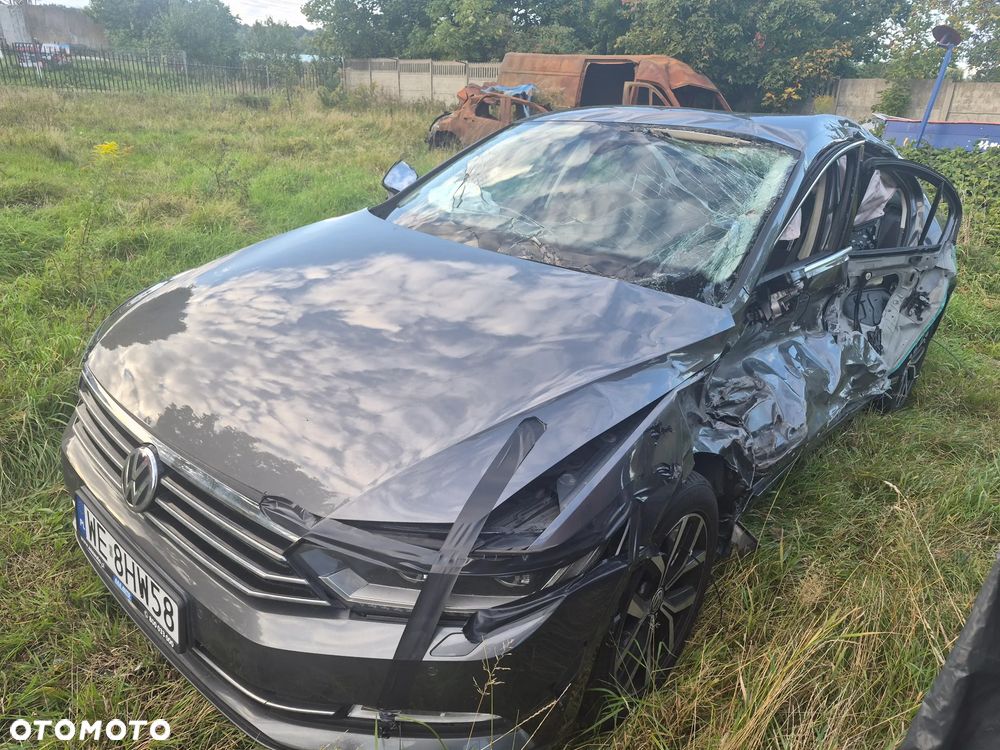 Volkswagen Passat 1.8 TSI BMT Highline DSG - 2
