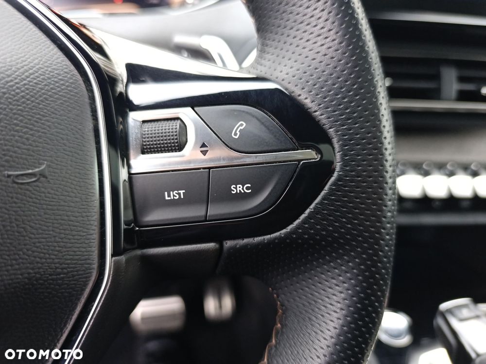 Peugeot 5008 1.6 PureTech GT Pack S&S EAT8 - 19