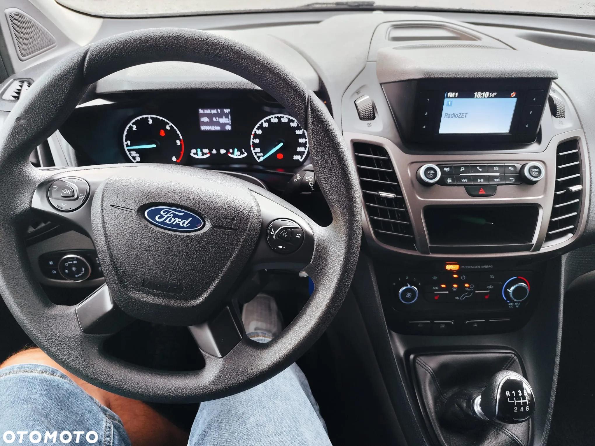 Ford Connect - 10