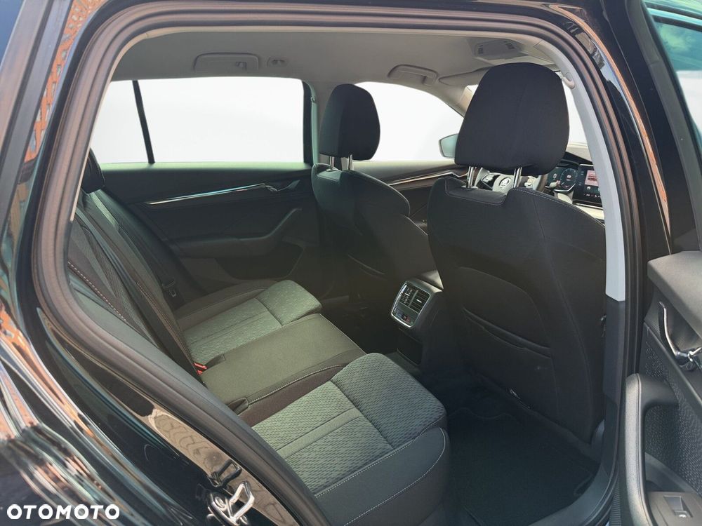Skoda Octavia 2.0 TDI Style - 39