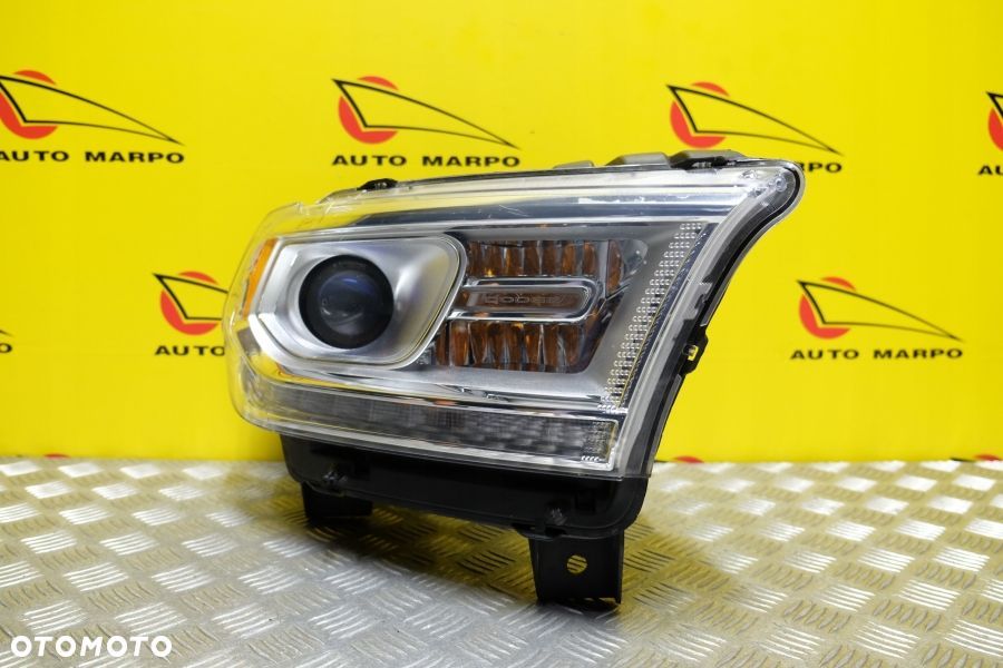 DODGE DURANGO 2014- REFLEKTOR LAMPA ZWYKŁA SOCZEWKOWA Z LED R USA - 5