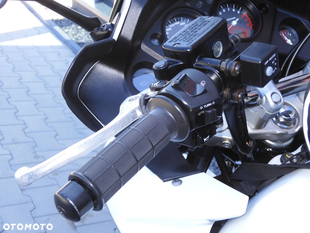 Honda CBF - 17