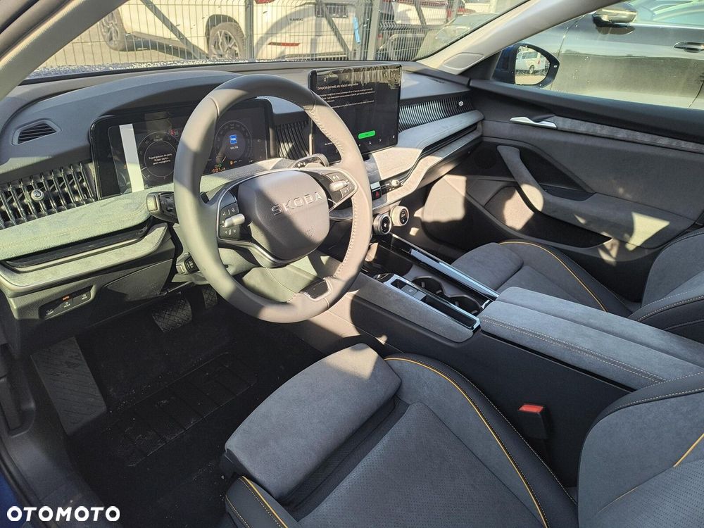 Skoda Superb 2.0 TSI Drive DSG - 9