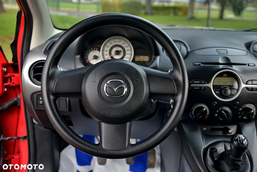 Mazda 2 - 32