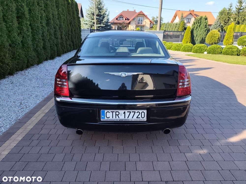 Chrysler 300C - 6
