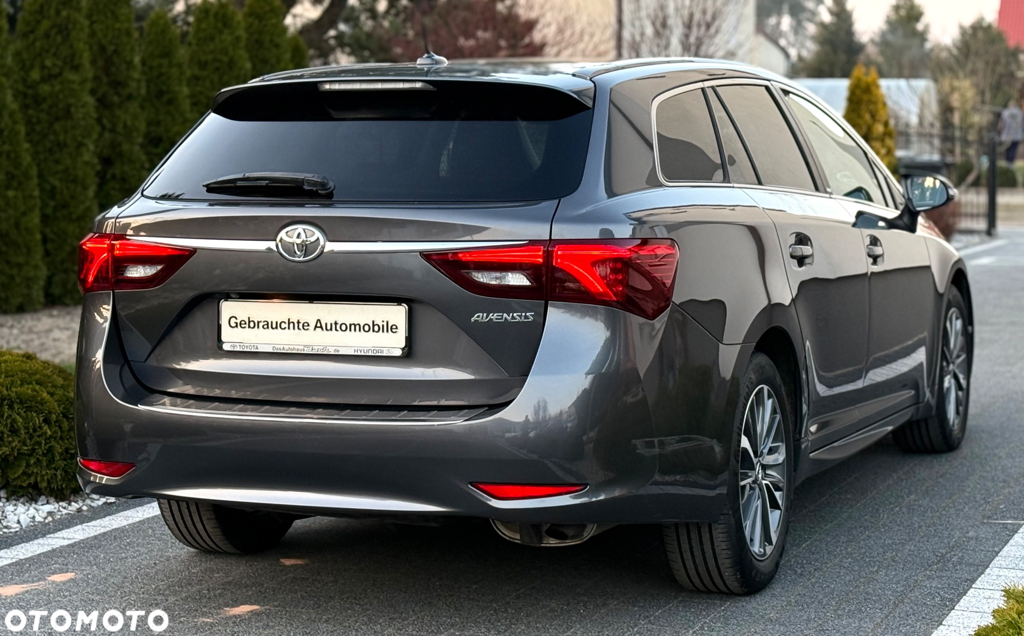 Toyota Avensis Touring Sports 1.8 Edition S+ - 33