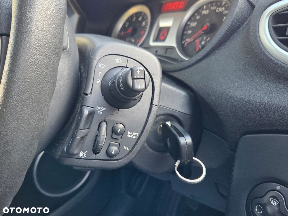 Renault Clio - 35