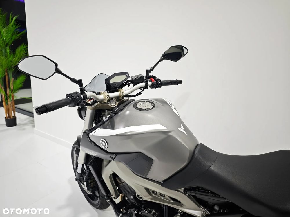 Yamaha MT - 20
