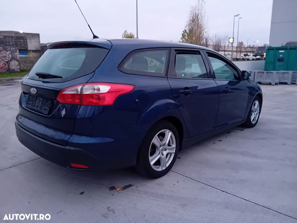 Ford Focus Turnier 1.6 TDCi DPF Start-Stopp-System Business - 4