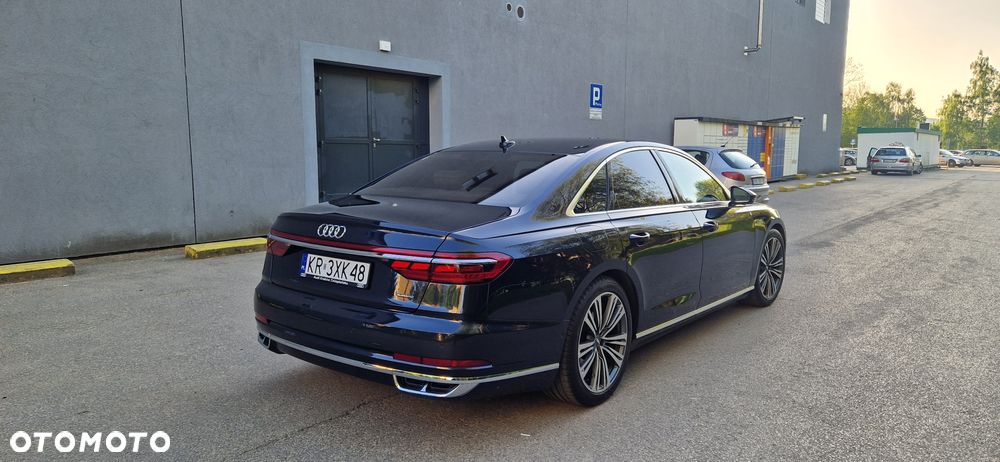 Audi A8 - 3