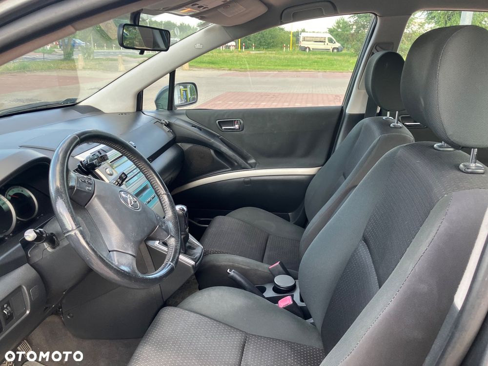 Toyota Corolla Verso 1.8 Sol - 9