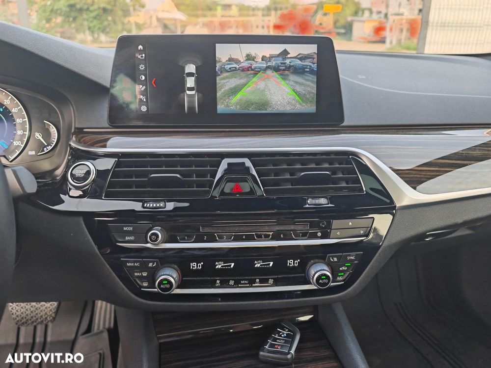 BMW 5 Series 2018 — imagine 14