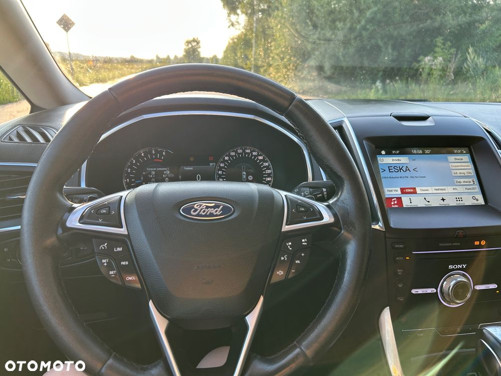 Ford S-Max 2.0 TDCi Titanium PowerShift - 22