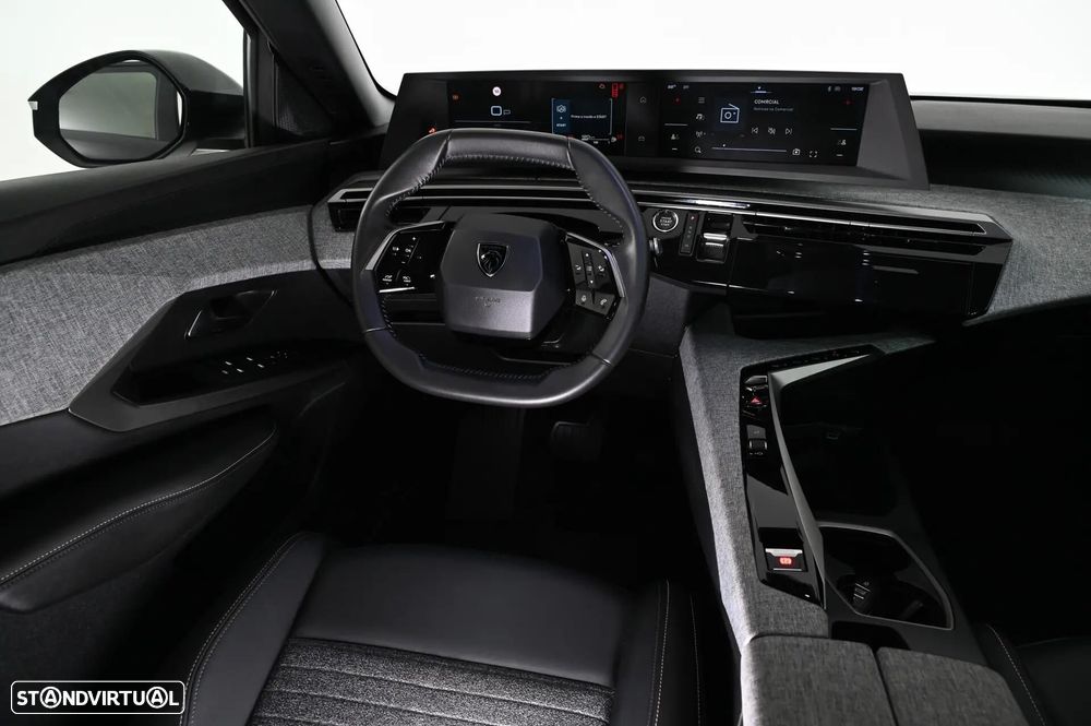 Peugeot 5008 1.2 Hybrid Allure Pack e-DCS6 - 17