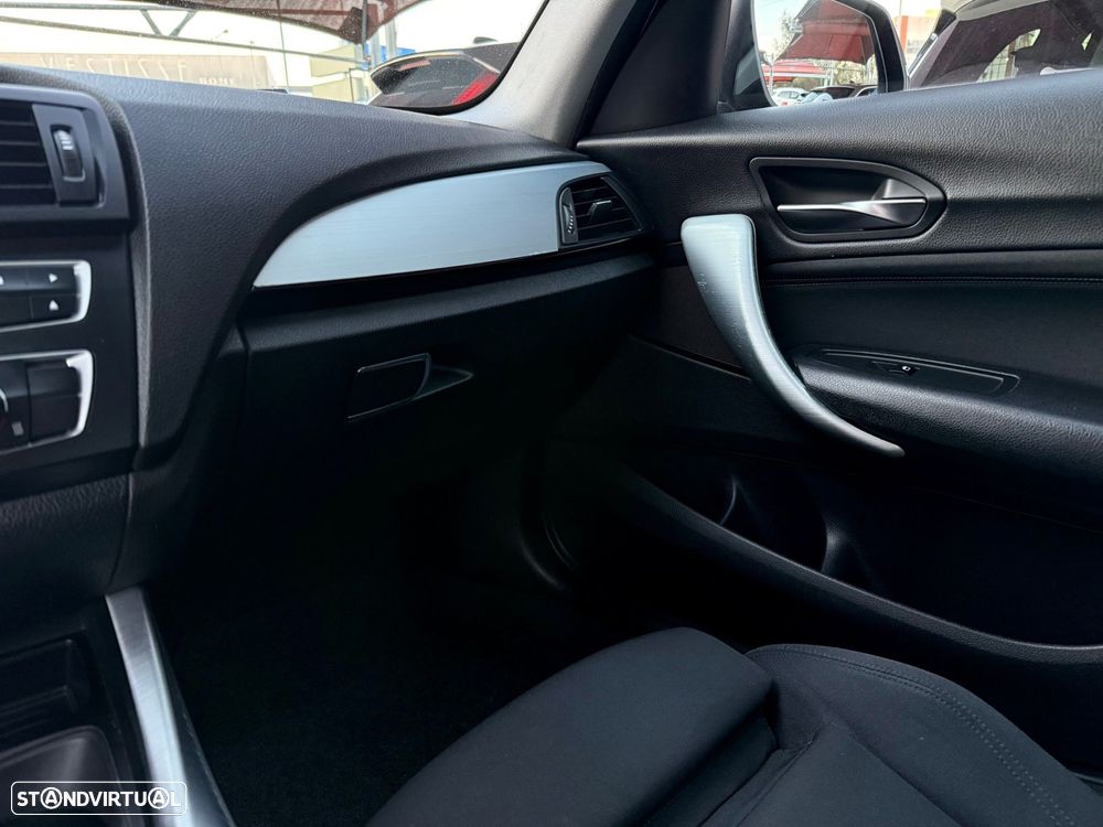 BMW 116 d EDynamics Line Sport - 19