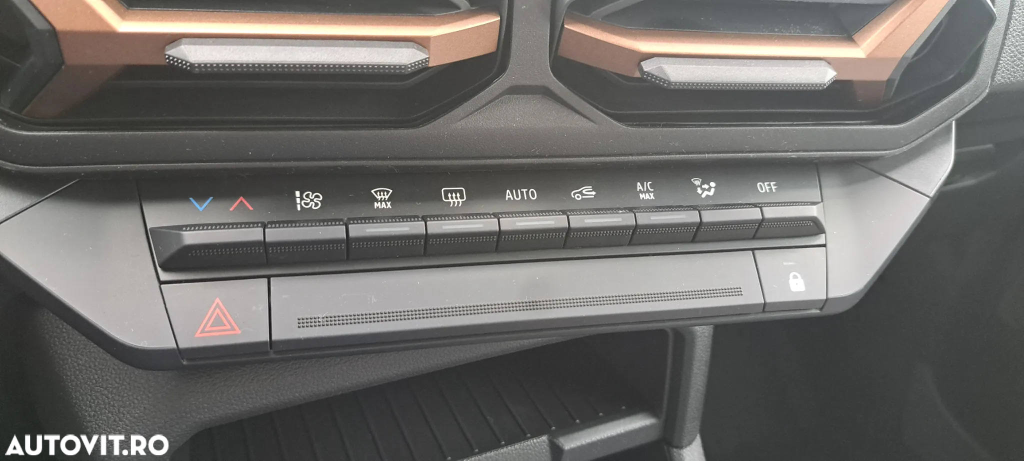 Dacia Duster HEV 140 Journey - 15