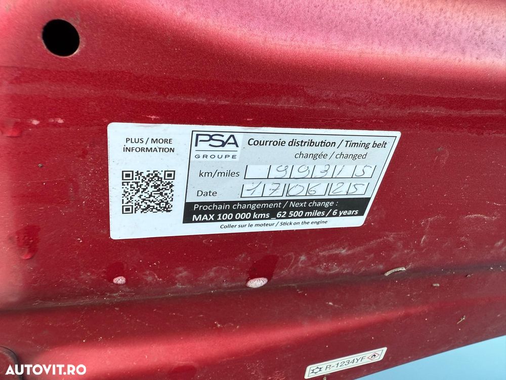 Peugeot 2008 1.2 L PureTech STT EAT8 GT Line - 40