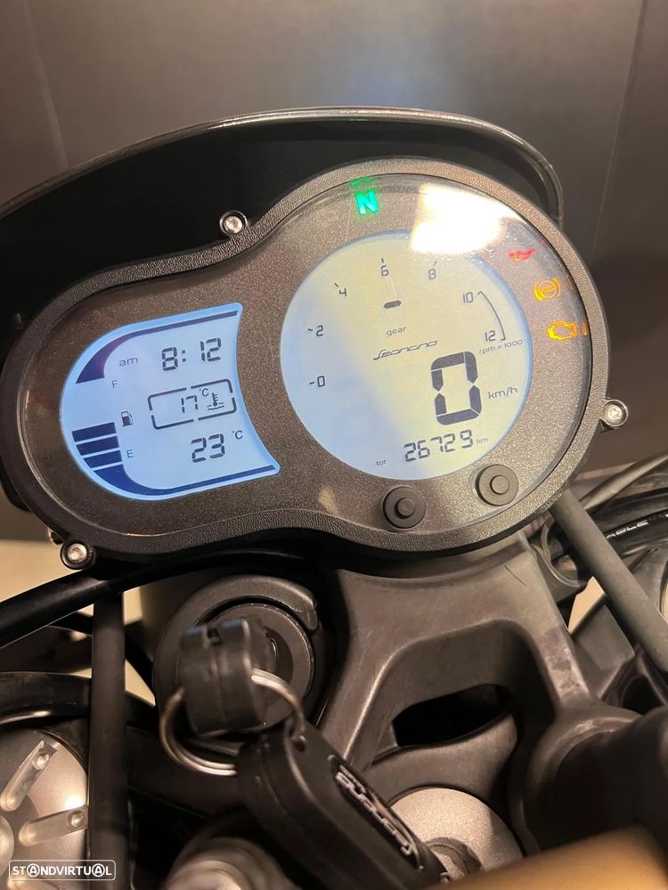Benelli Leoncino 500 - 6