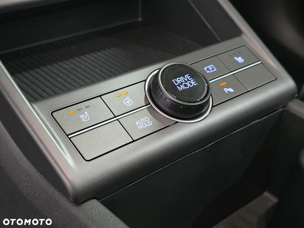 Hyundai Kona 64kWh Executive - 16