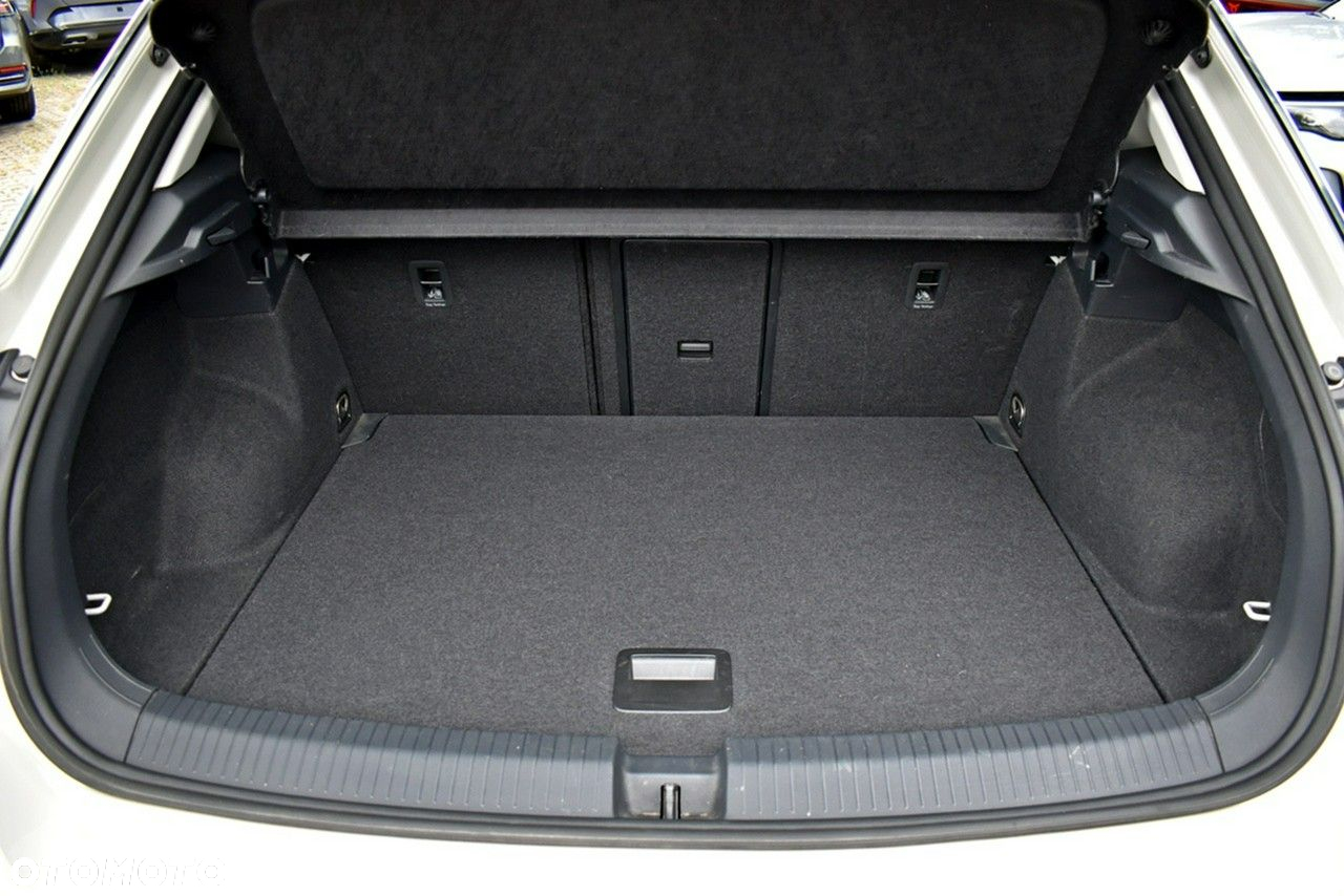 Volkswagen T-Roc 1.5 TSI Life DSG - 26