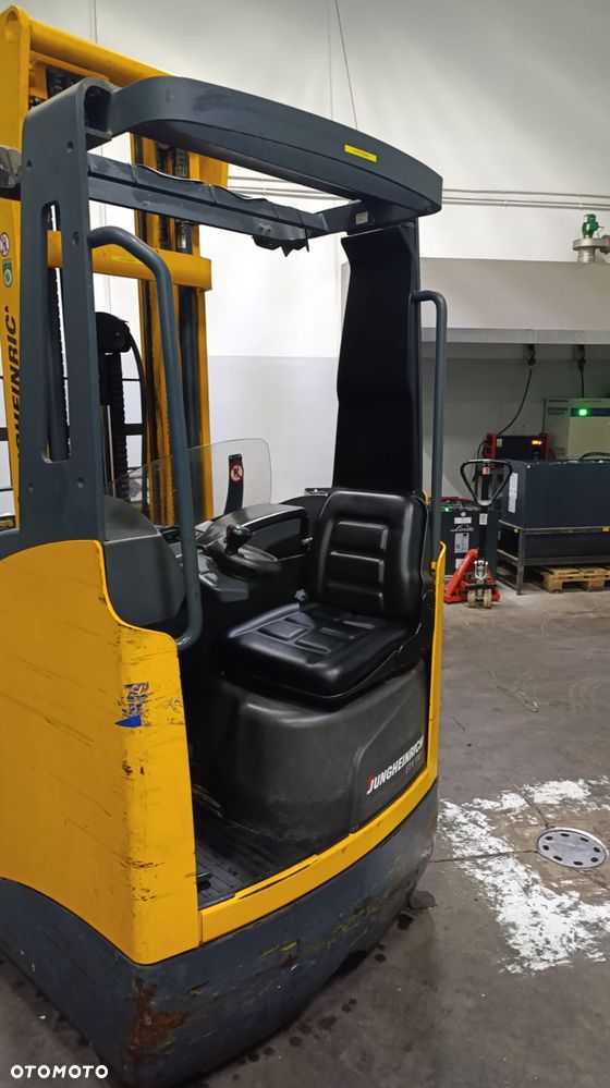 Jungheinrich ETV110 - 11