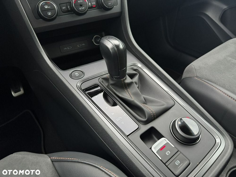 Cupra Ateca 1.5 TSI DSG - 25