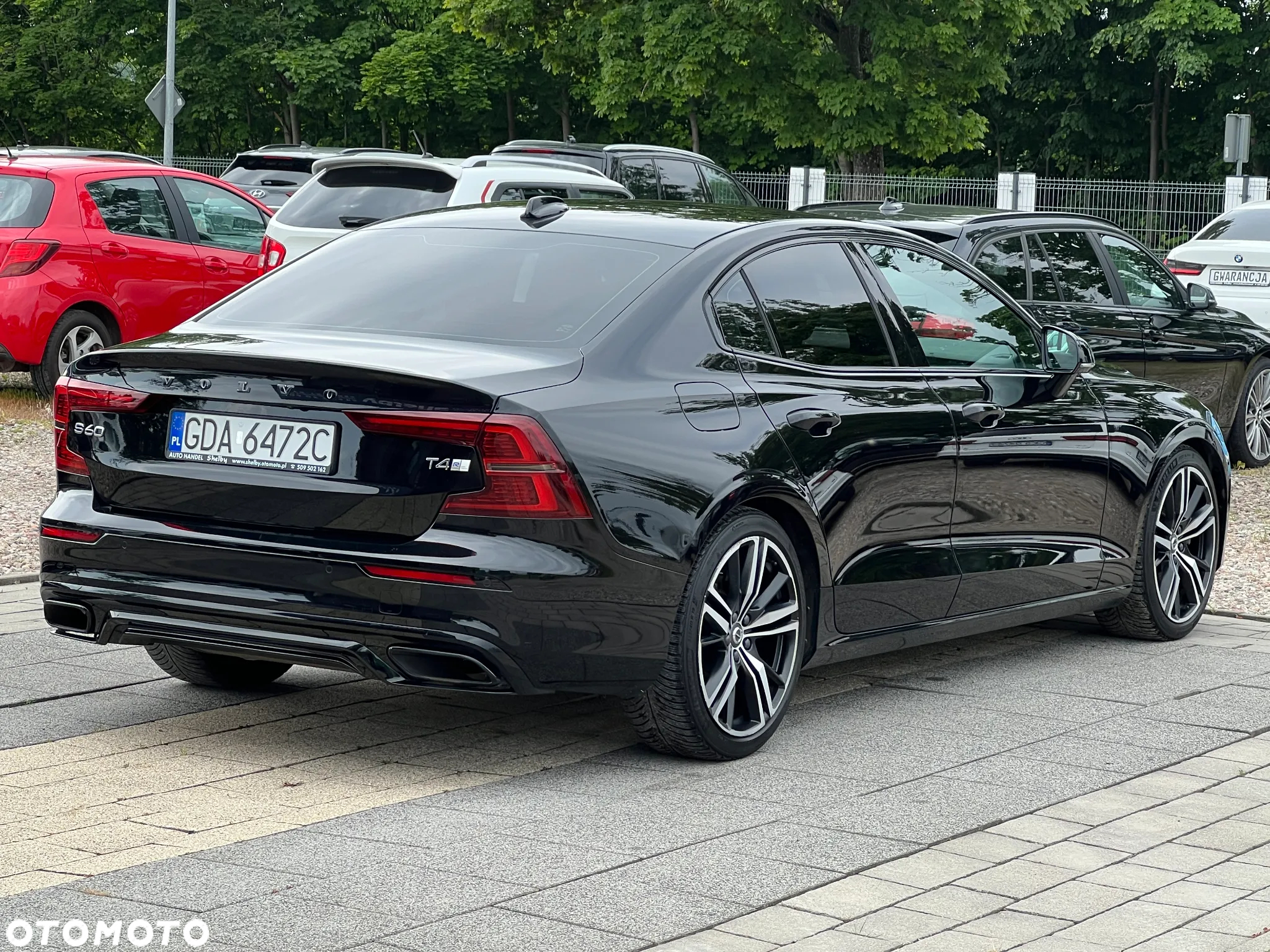 Volvo S60 T4 R-Design - 10