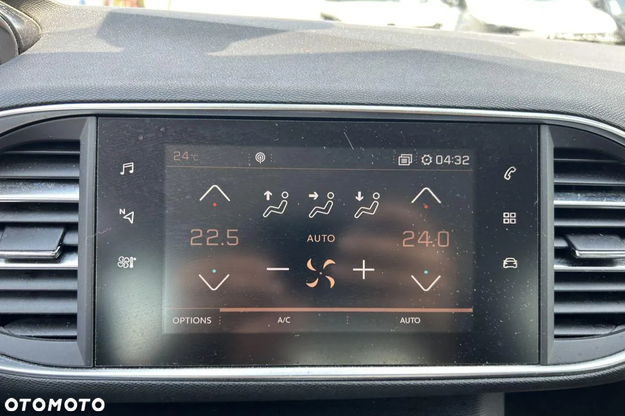 Peugeot 3008 - 8