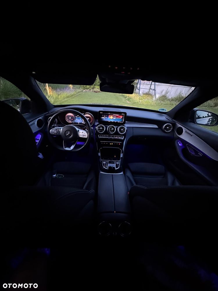 Mercedes-Benz Klasa C 200 T 9G-TRONIC AMG Line - 19