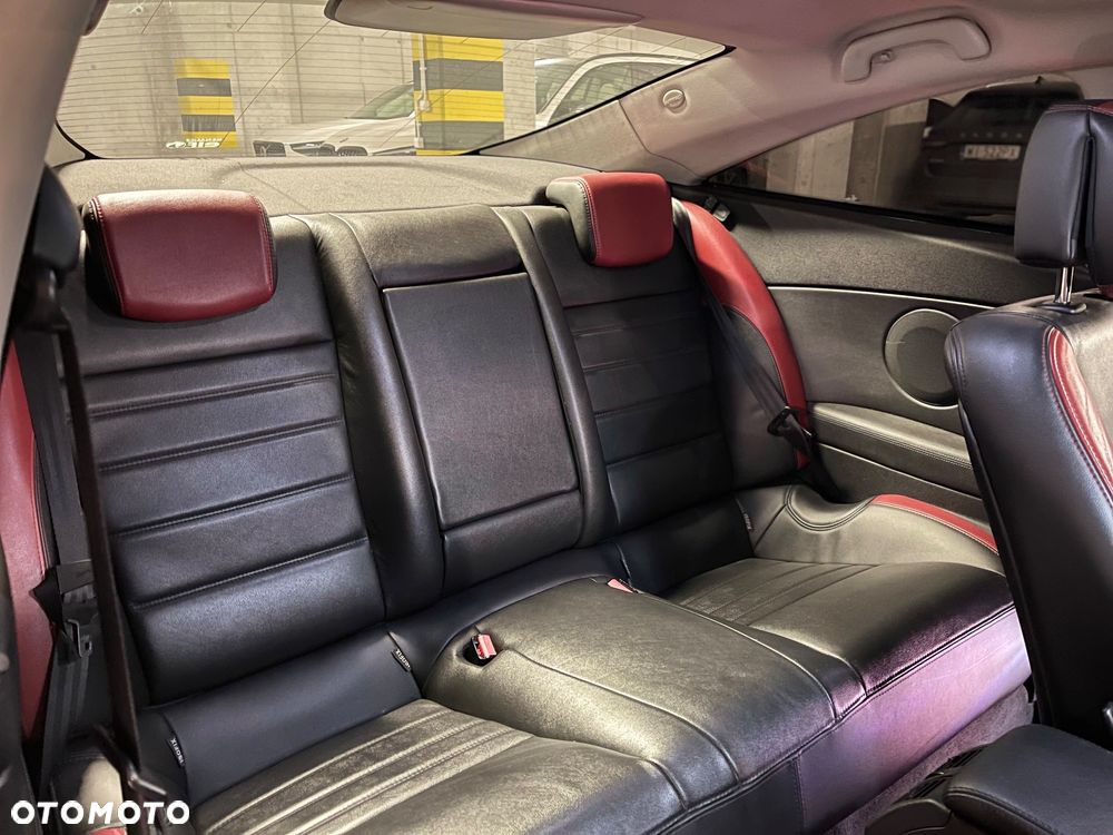 Renault Laguna 2.0 DCi GT 4WS - 17