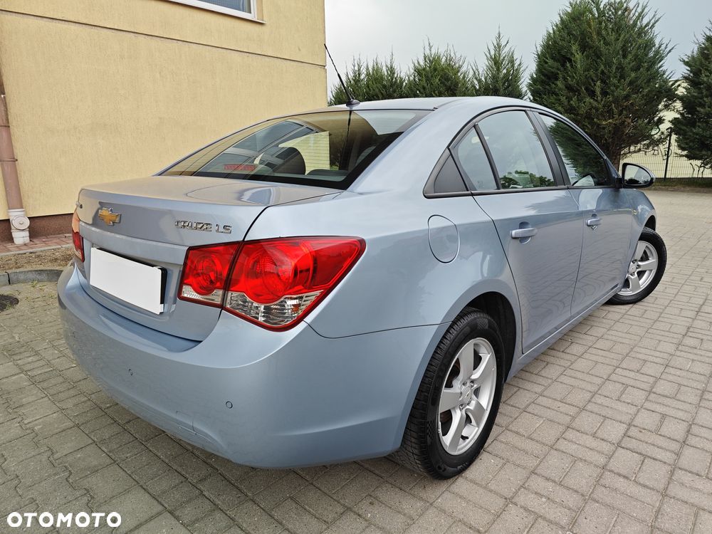 Chevrolet Cruze - 2