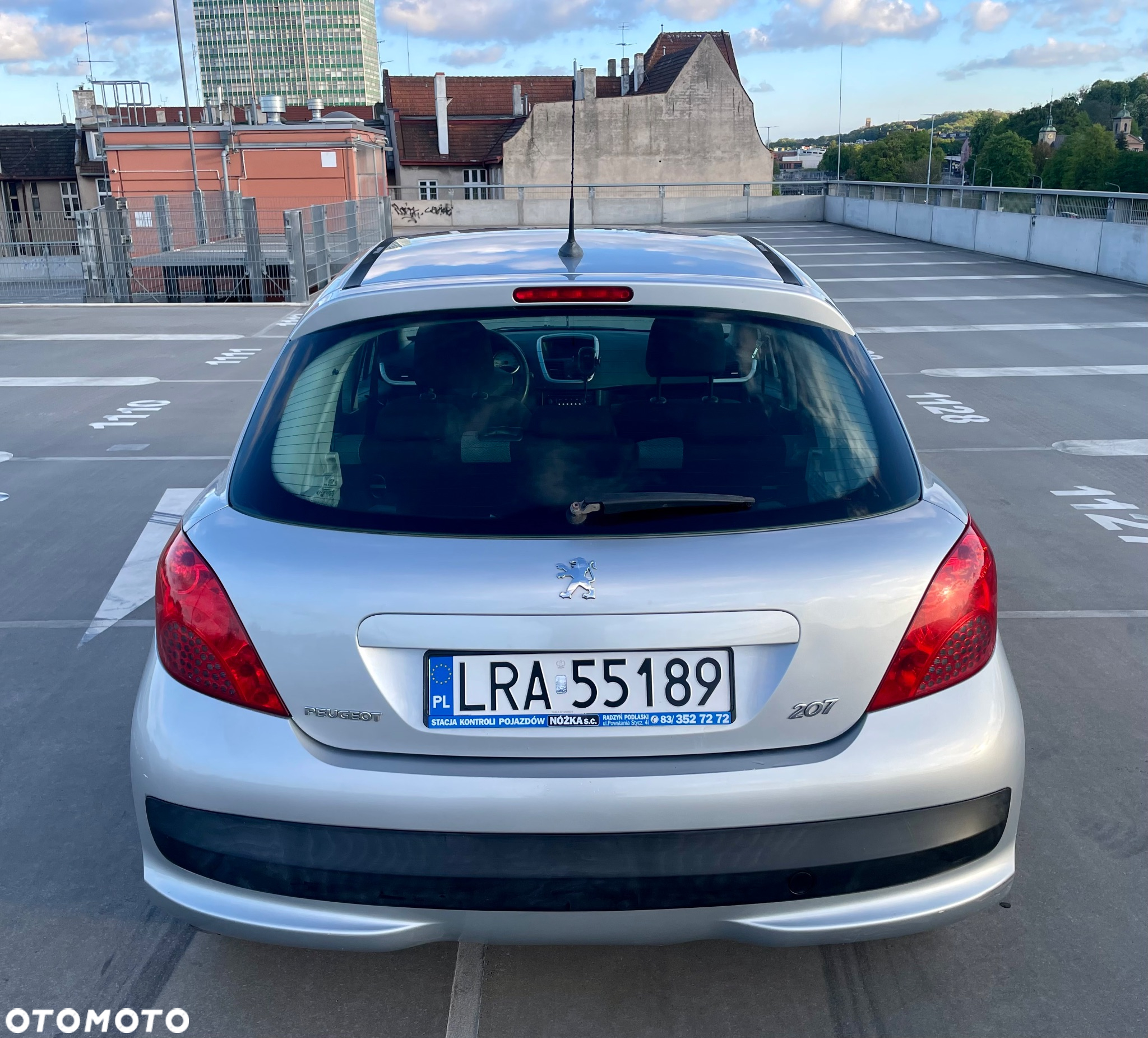 Peugeot 207 1.4 16V Trendy - 3