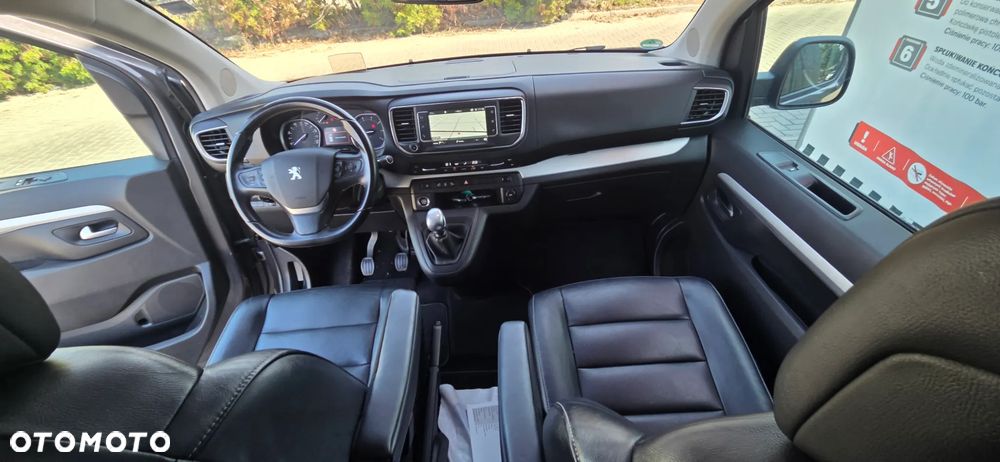 Peugeot Traveller 2.0 BlueHDi Standard Business Vip - 38