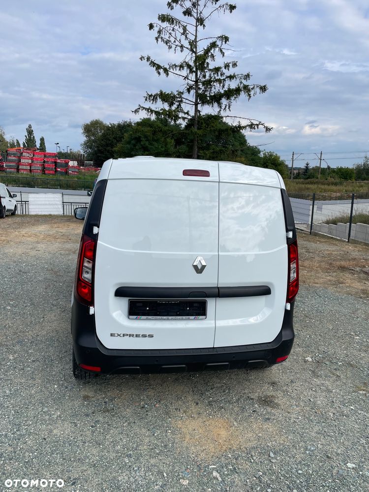 Renault Exspres - 7