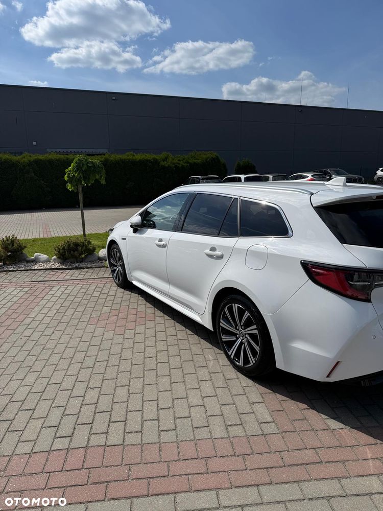 Toyota Corolla - 4