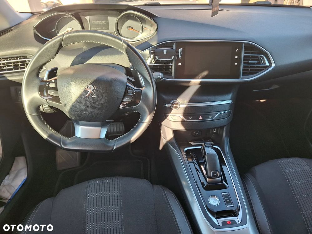 Peugeot 308 BlueHDi 130 EAT8 Stop & Start Active Pack - 7