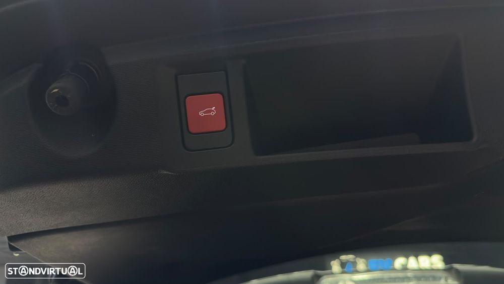 Peugeot e-308 SW 54 kWh GT - 36