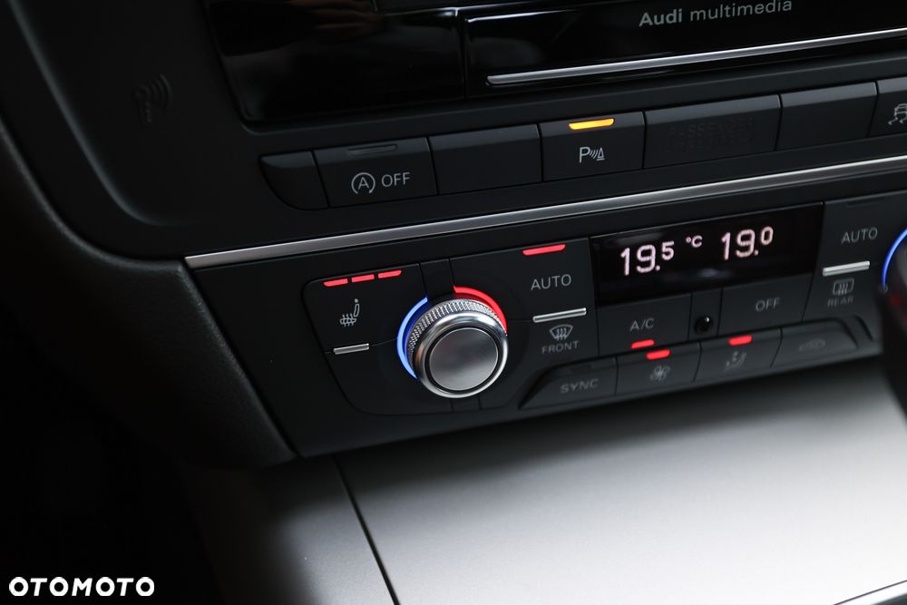 Audi A6 Avant 2.0 TDI Ultra DPF S tronic - 31
