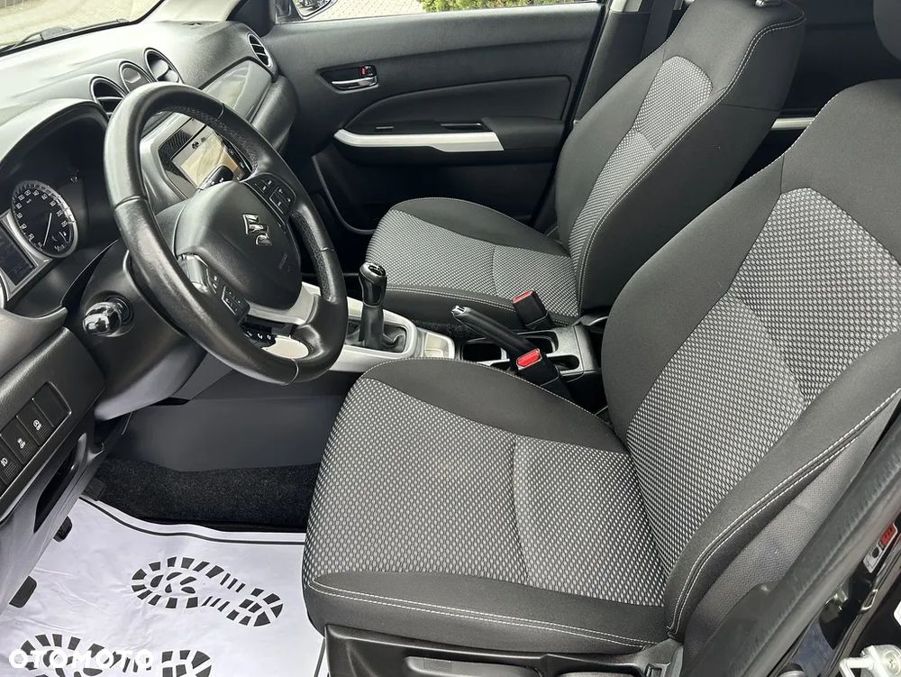 Suzuki Vitara 1.6 Premium 2WD - 6