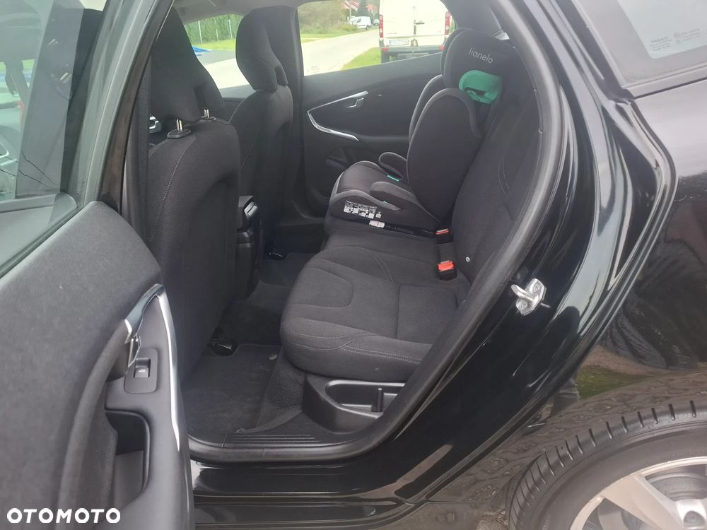 Volvo V40 D2 Kinetic - 14