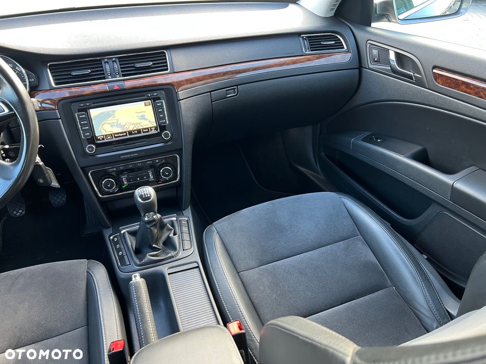 Skoda Superb 1.6 TDI Active Greenline - 21