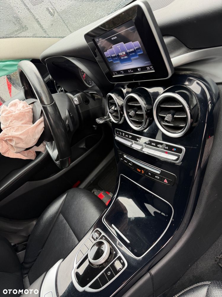 Mercedes-Benz Klasa C 200 d 9G-TRONIC Avantgarde - 34