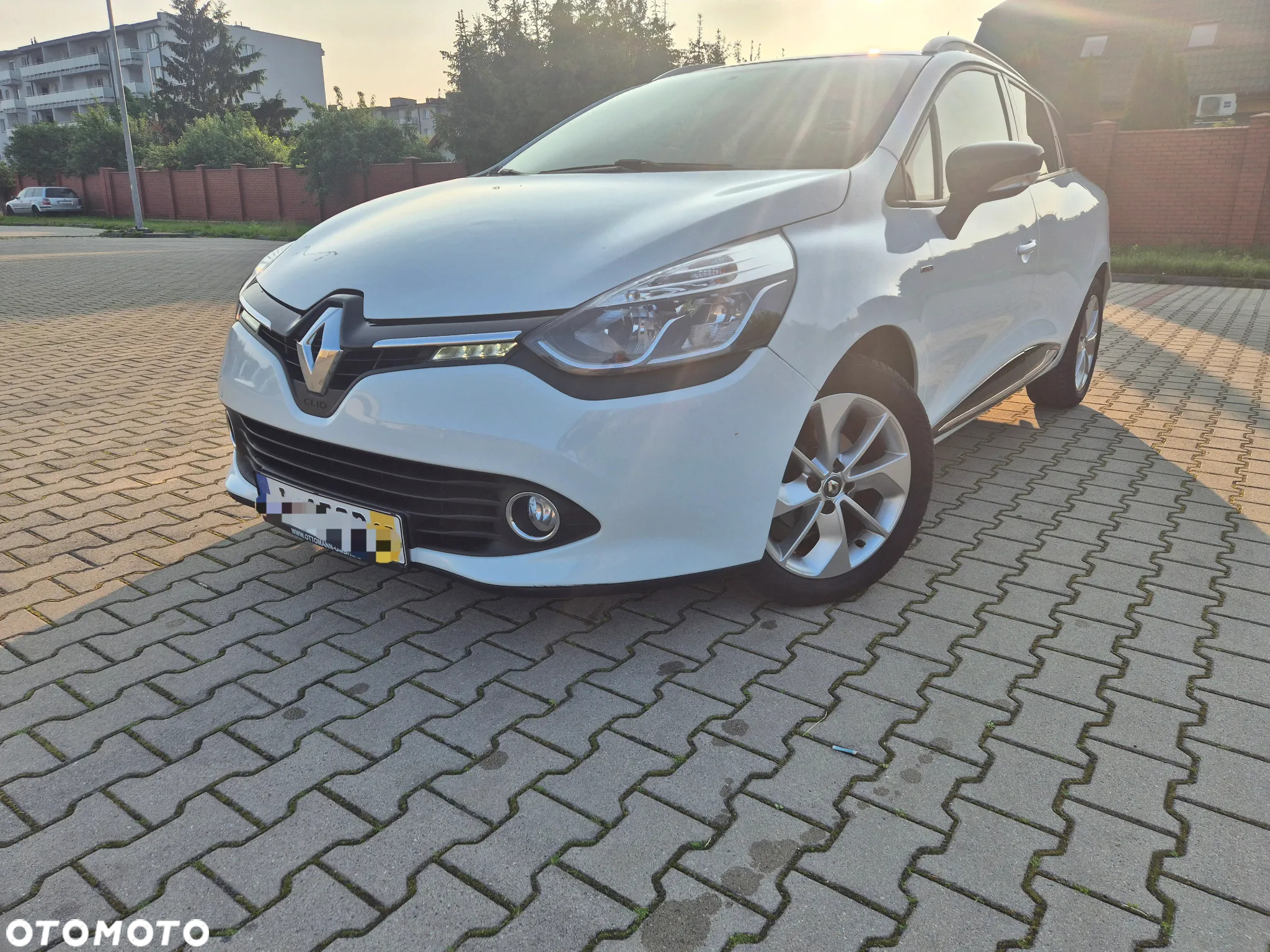 Renault Clio 0.9 TCe Limited - 18