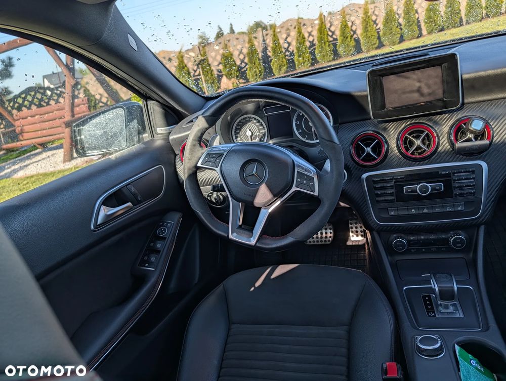 Mercedes-Benz Klasa A 45 AMG 4-Matic - 9
