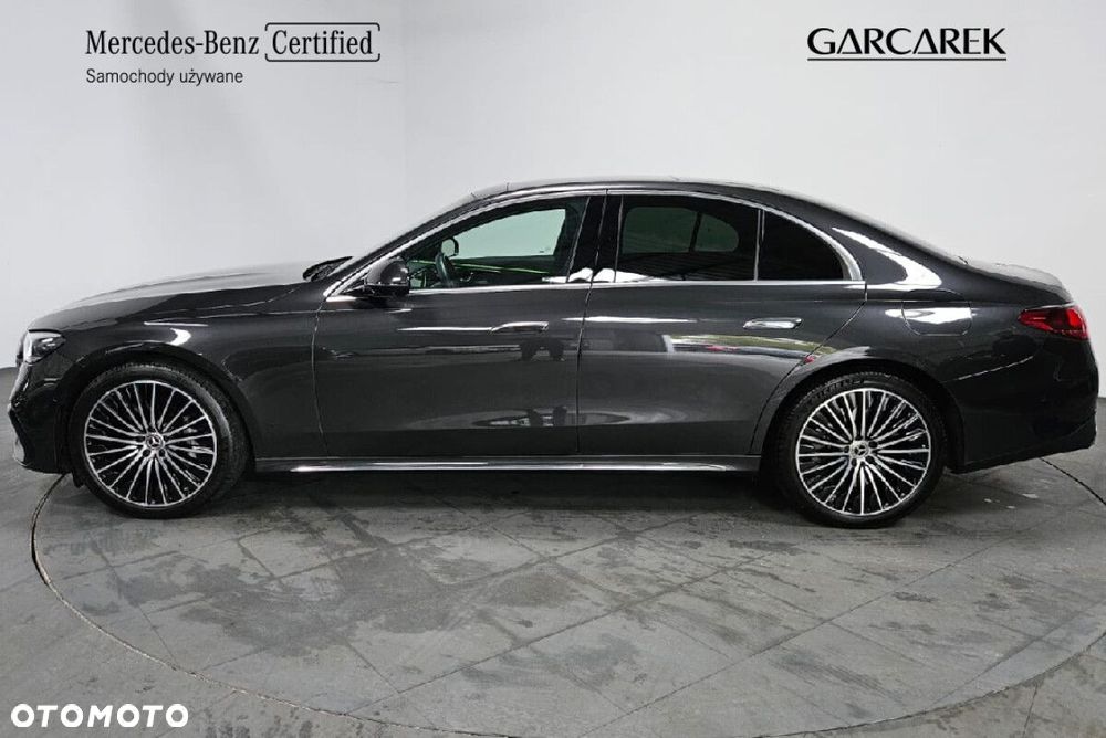 Mercedes-Benz Klasa E - 9