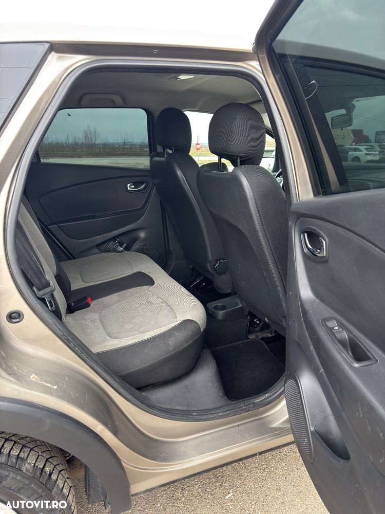 Renault Captur - 17