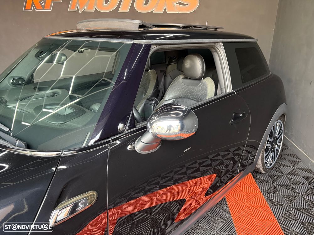 MINI 3 Portas Cooper SD Aut. - 20