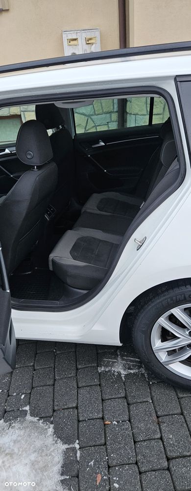 Volkswagen Golf Variant 2.0 TDI SCR DSG Active - 23